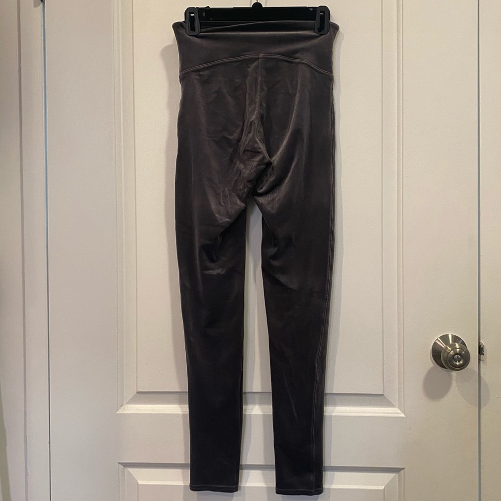 Spanx Velvet Leggings in Color Chrome - Picture 6 of 6